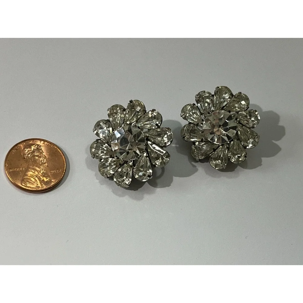 Vintage Rhinestones Clip On Earrings Jewelry Dressy Ice Classic Flowers Circles‎